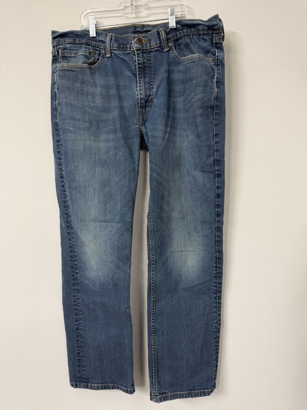 Levi Strauss 514 Straight Fit Medium Wash Blue Jeans Men’s Size 36 x 30